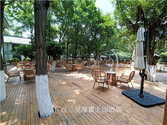 酒店户外桌椅