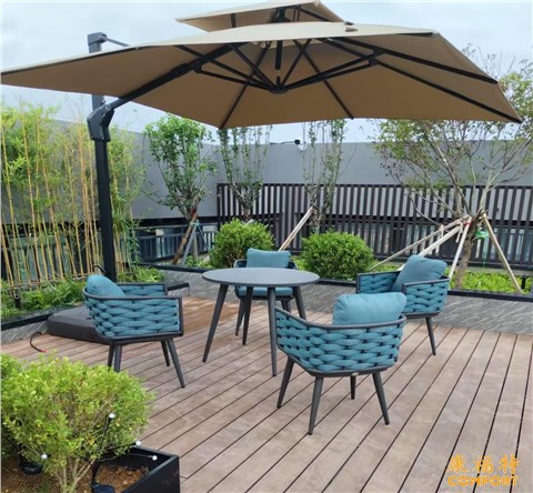 蓝色简约户外桌椅